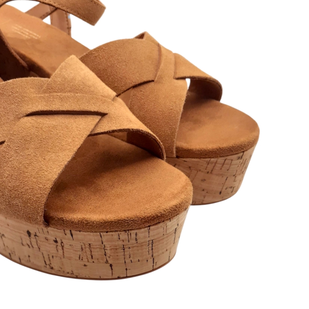 SALE! TOMS Willow Tan Suede Wedge Sandals Size 10 - Picture 5 of 9